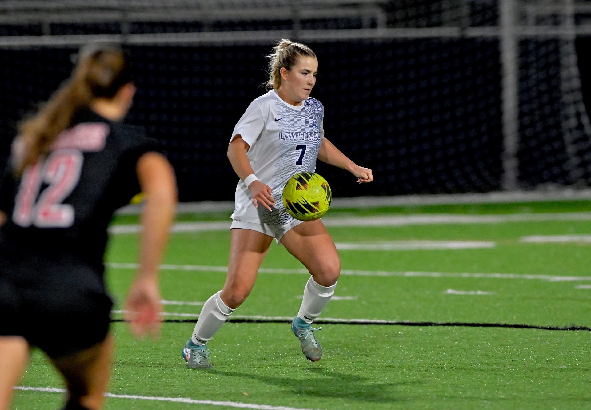 lawrenewomenssoccer action shot of Renate Hrimaic 