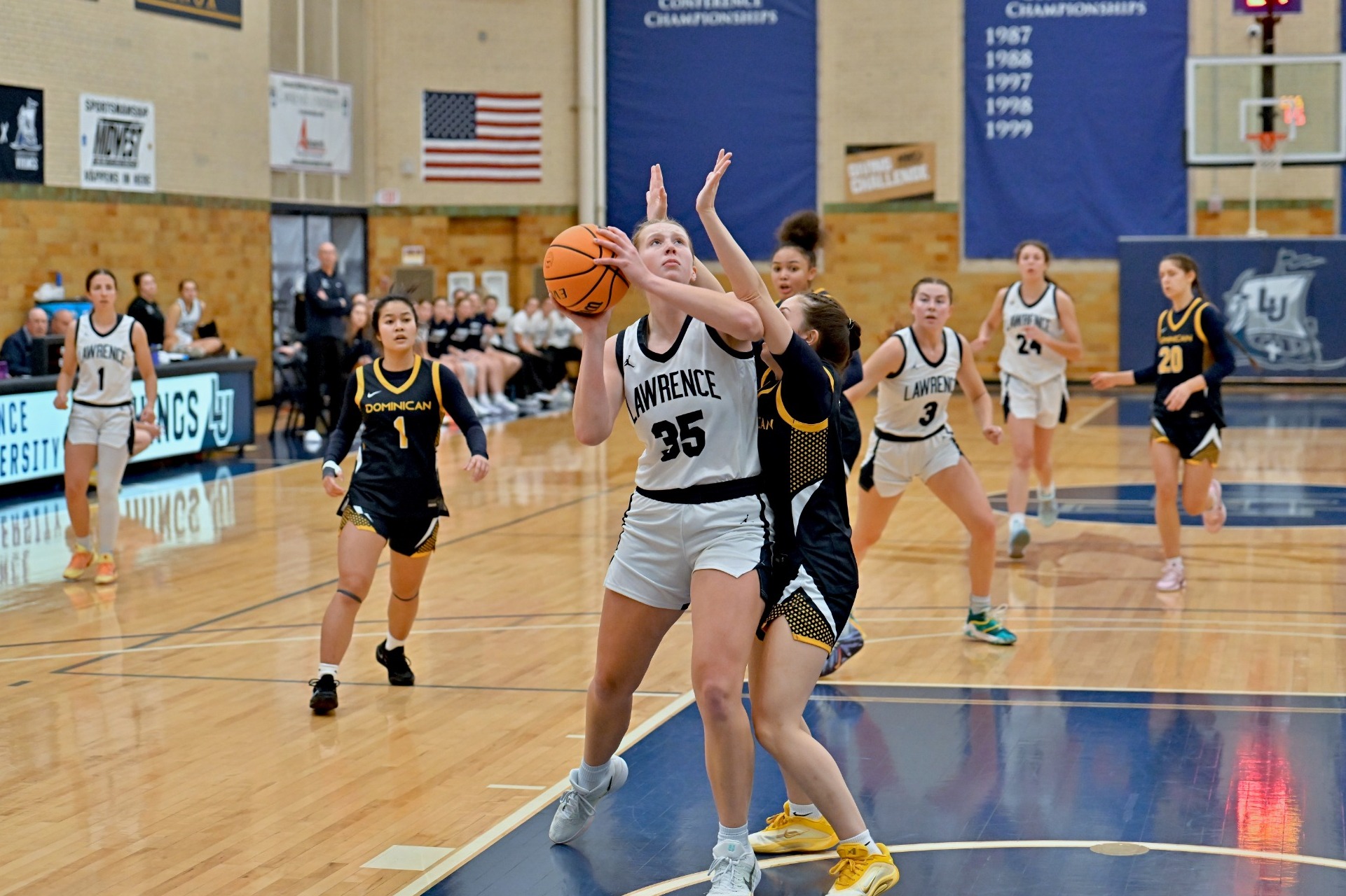 Josie action shot of womens basketball 