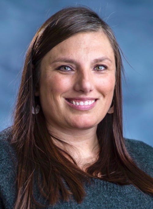 Kelly Simcik headshot