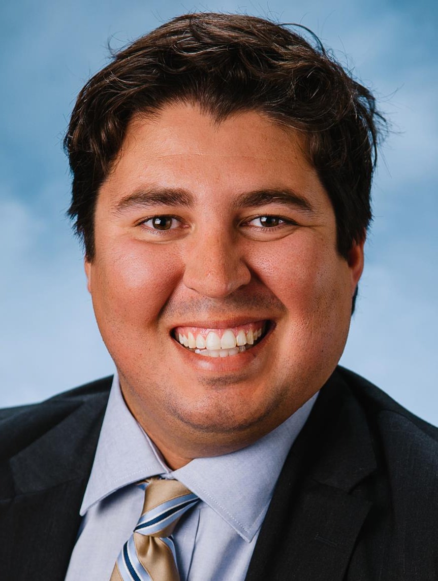 Kasey Burst headshot