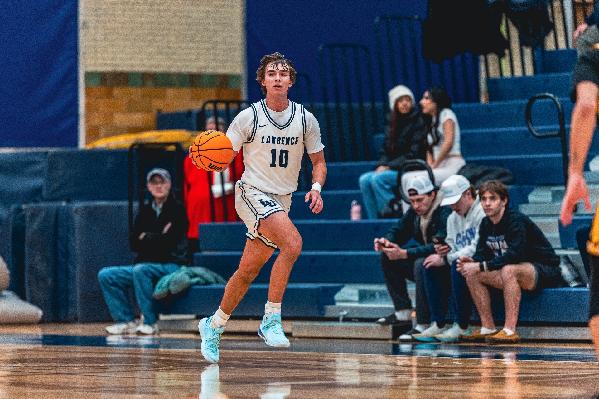 actionshot of hogan Demovsky 