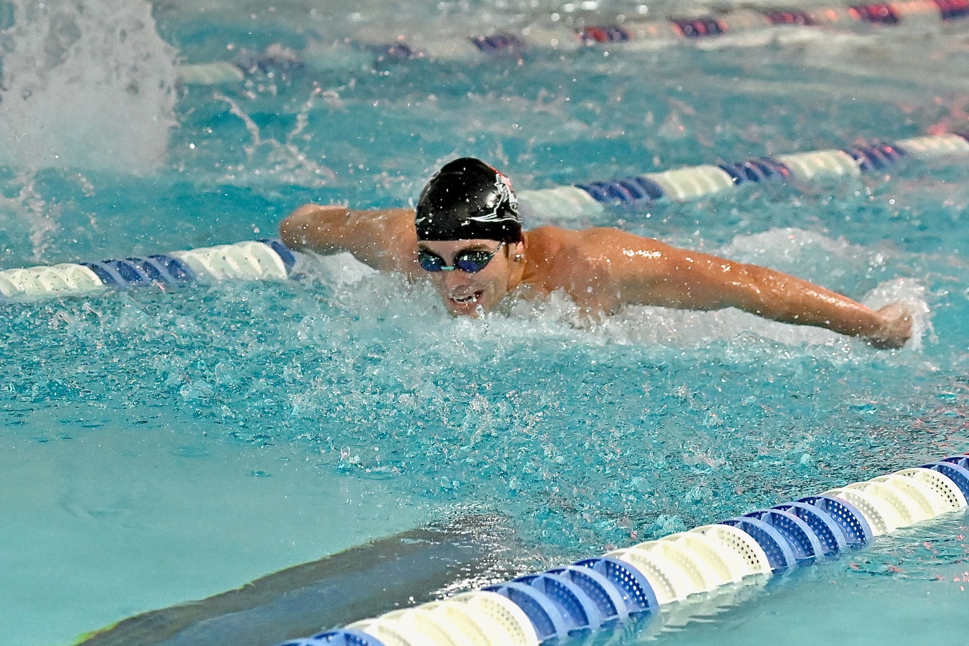 actionshot of lu swiming 