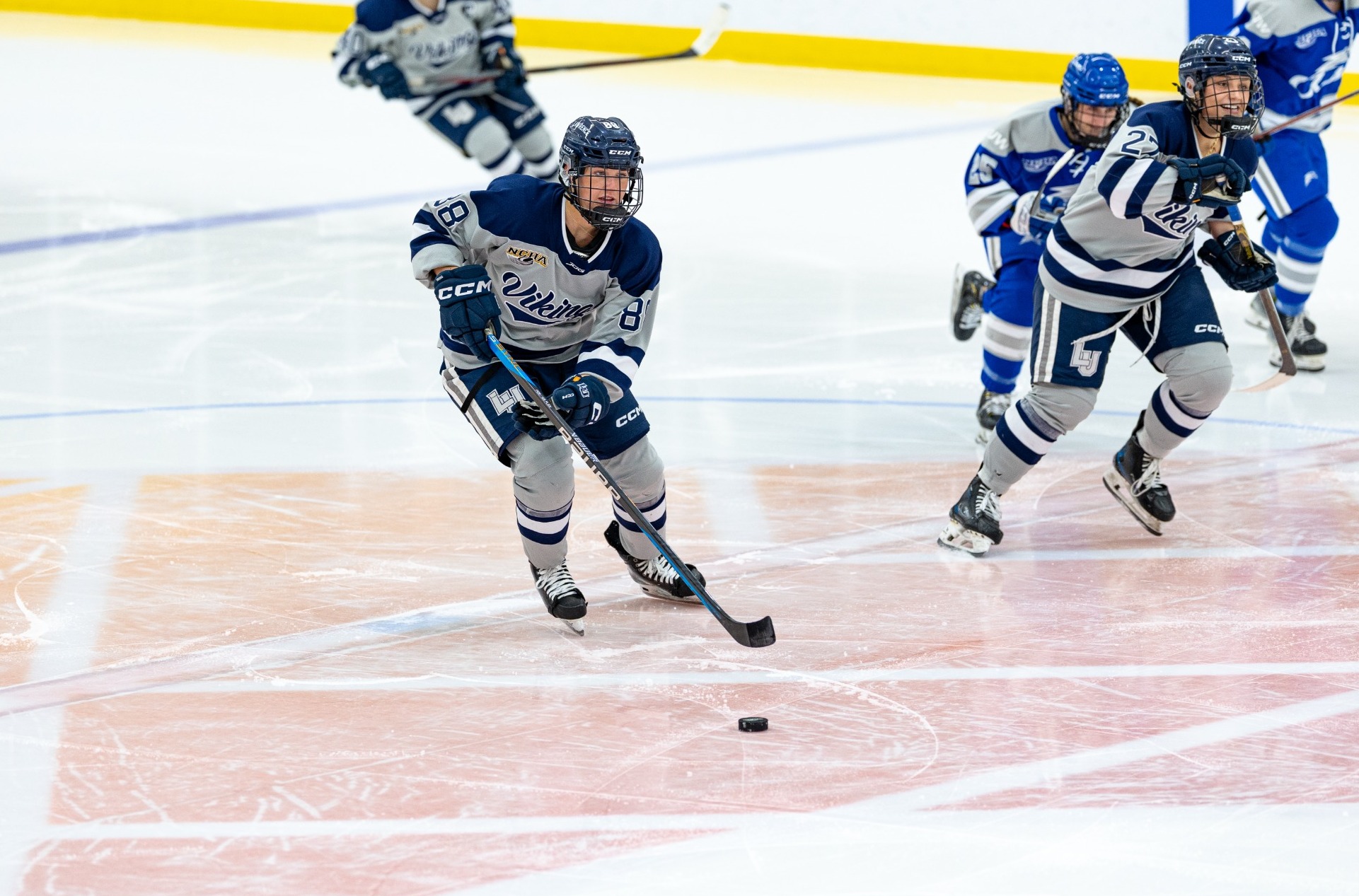 womens hockey action shot 