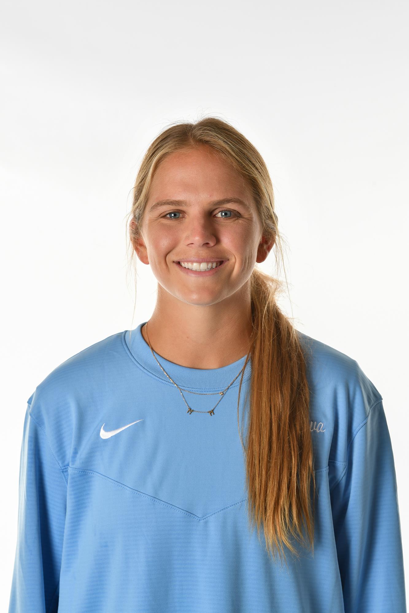 Maddison Lesher Headshot