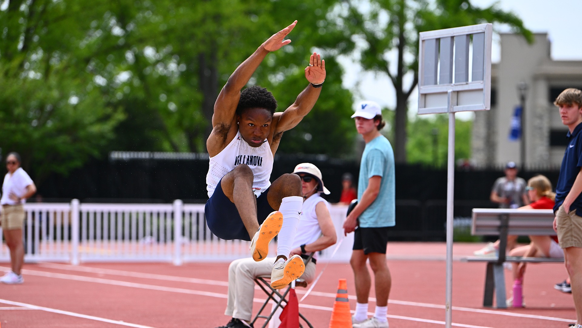Daelyn Nwaobasi Men's Track & Field Villanova University
