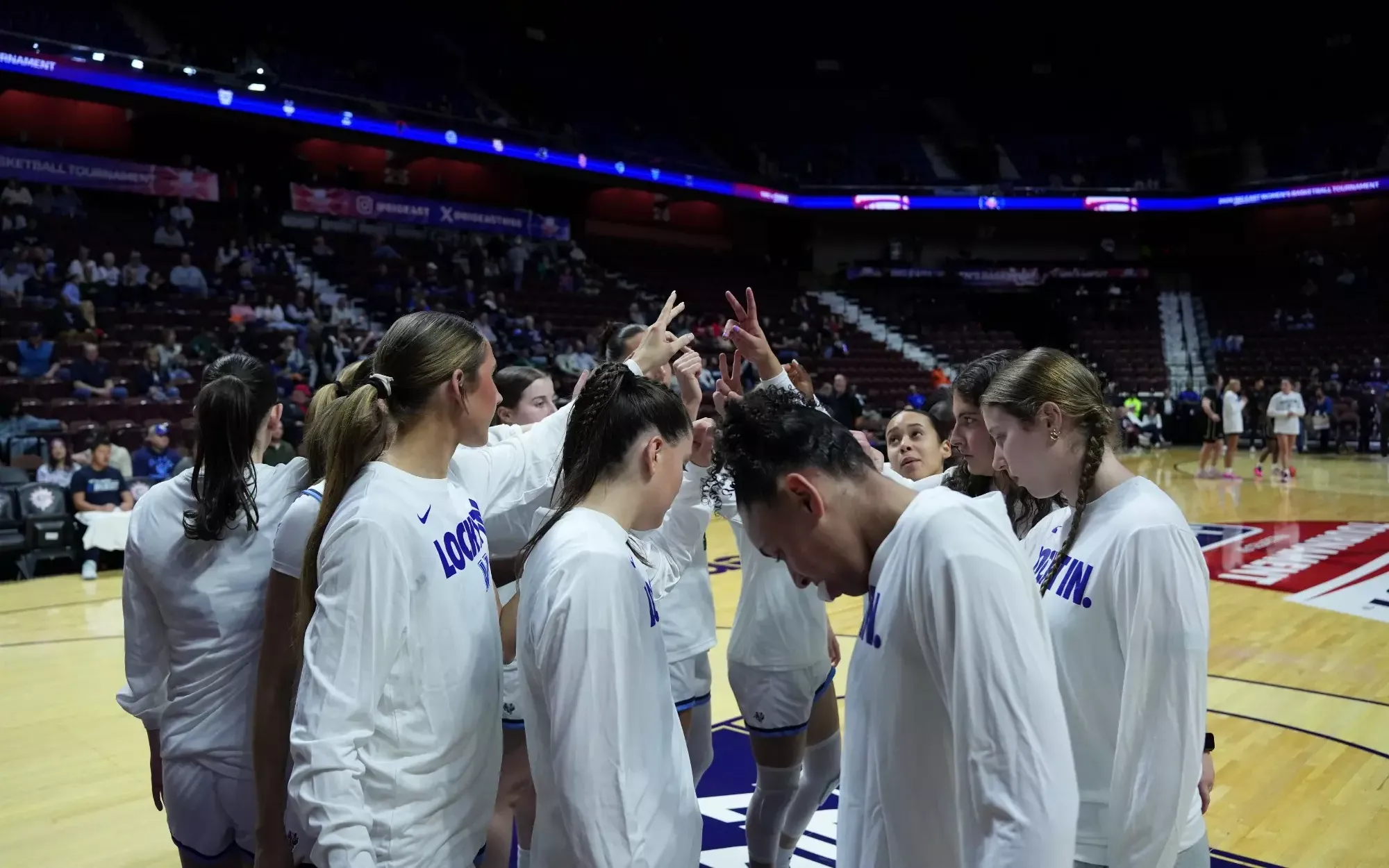 Women's Basketball Huddle