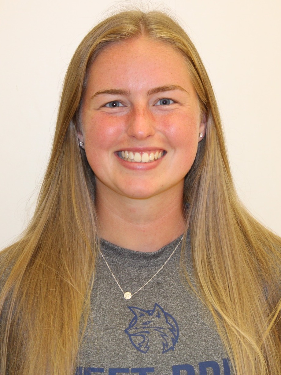 Caroline Lewis Headshot 24-25