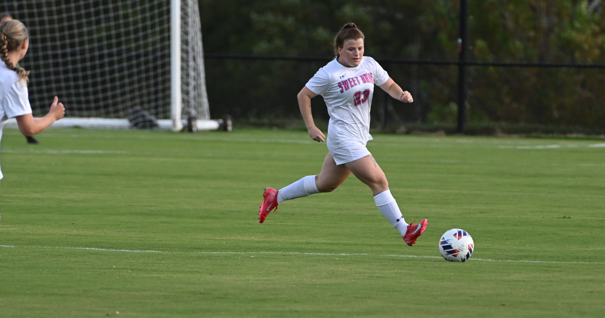 Abby Broom Action Shot 25-26