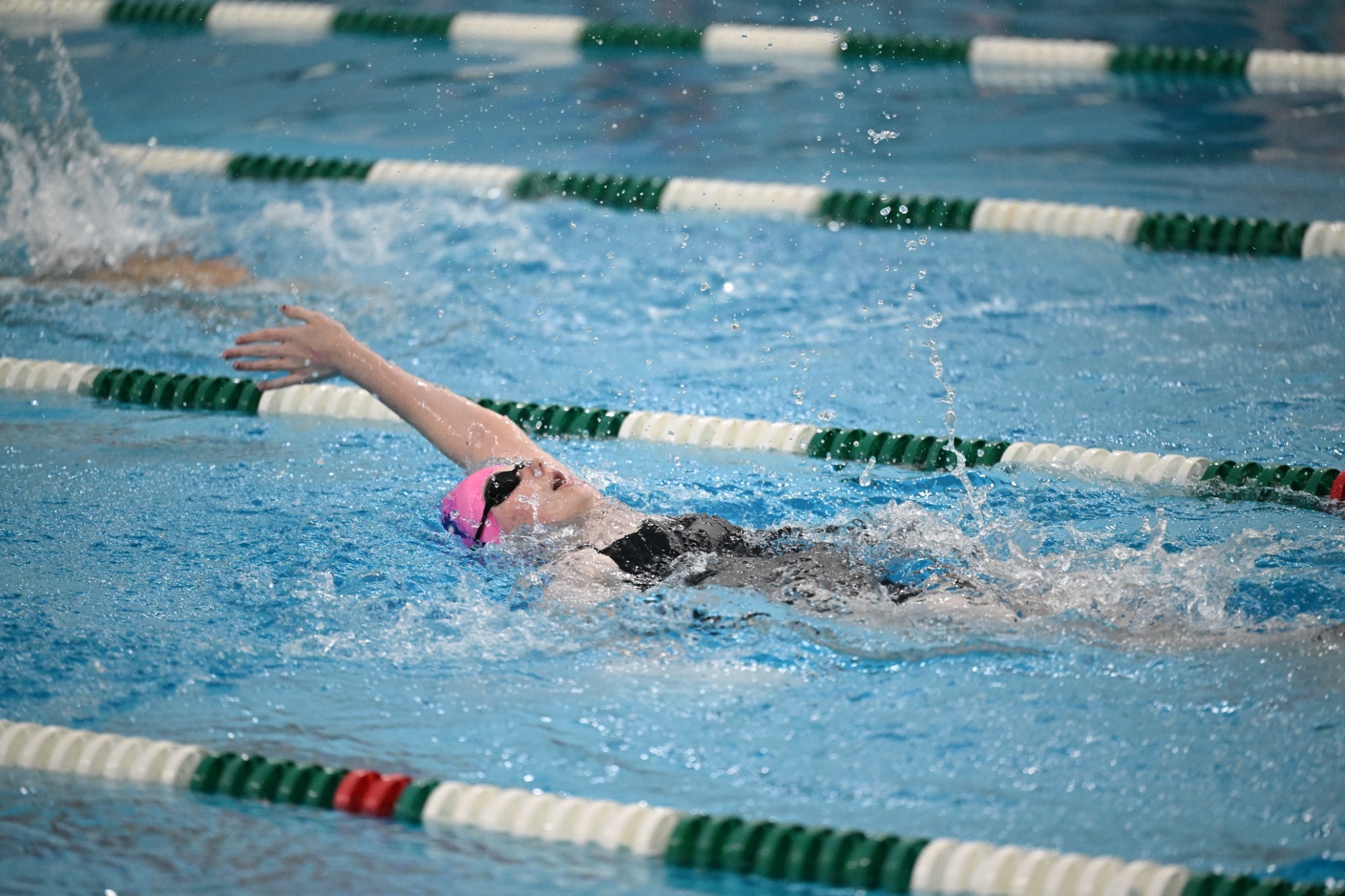 Swimming Action Shot 25-26