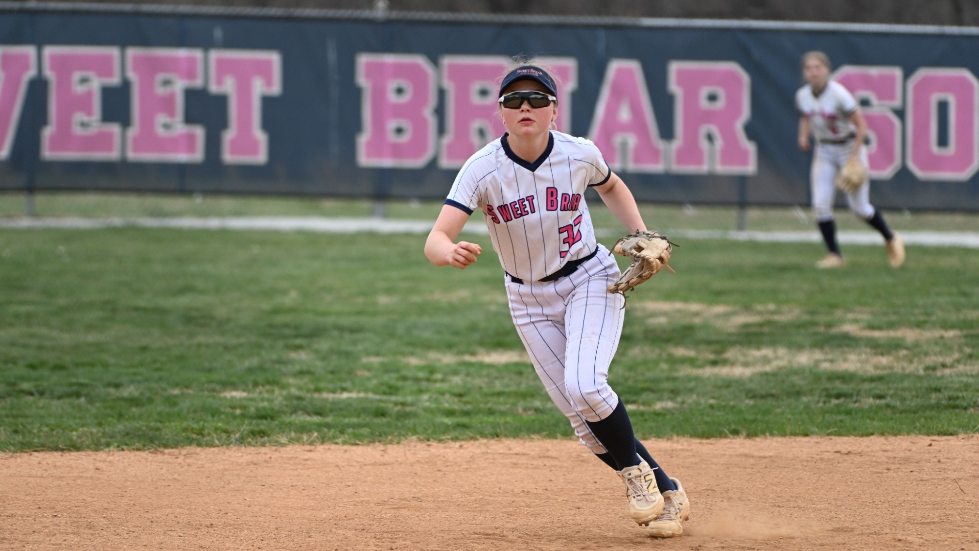 Emma Staton Action Shot 24-25