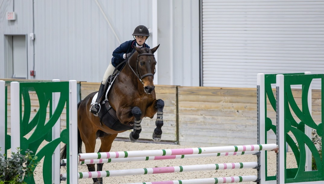 Naomi Dachis Action Shot 23-24