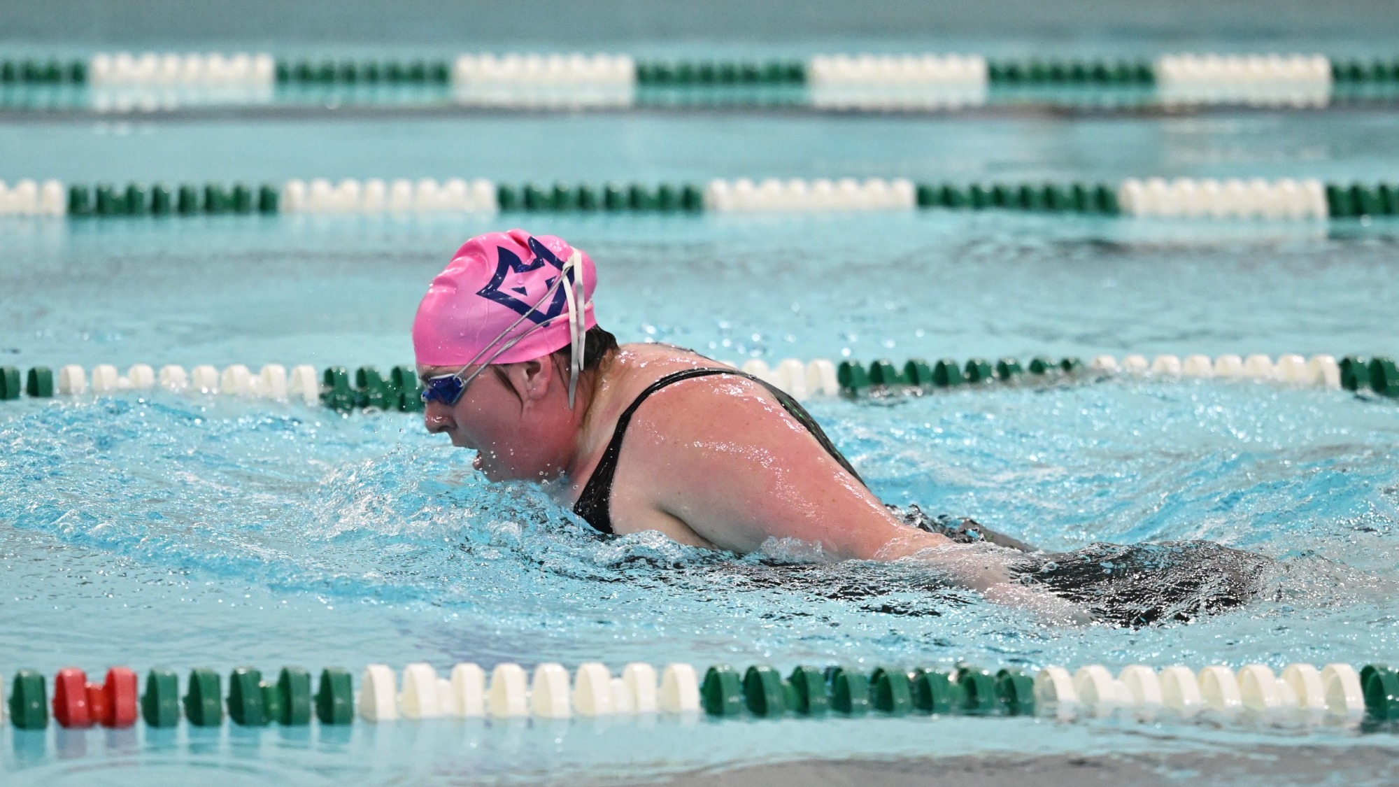 Swimming Action Shot 25-26