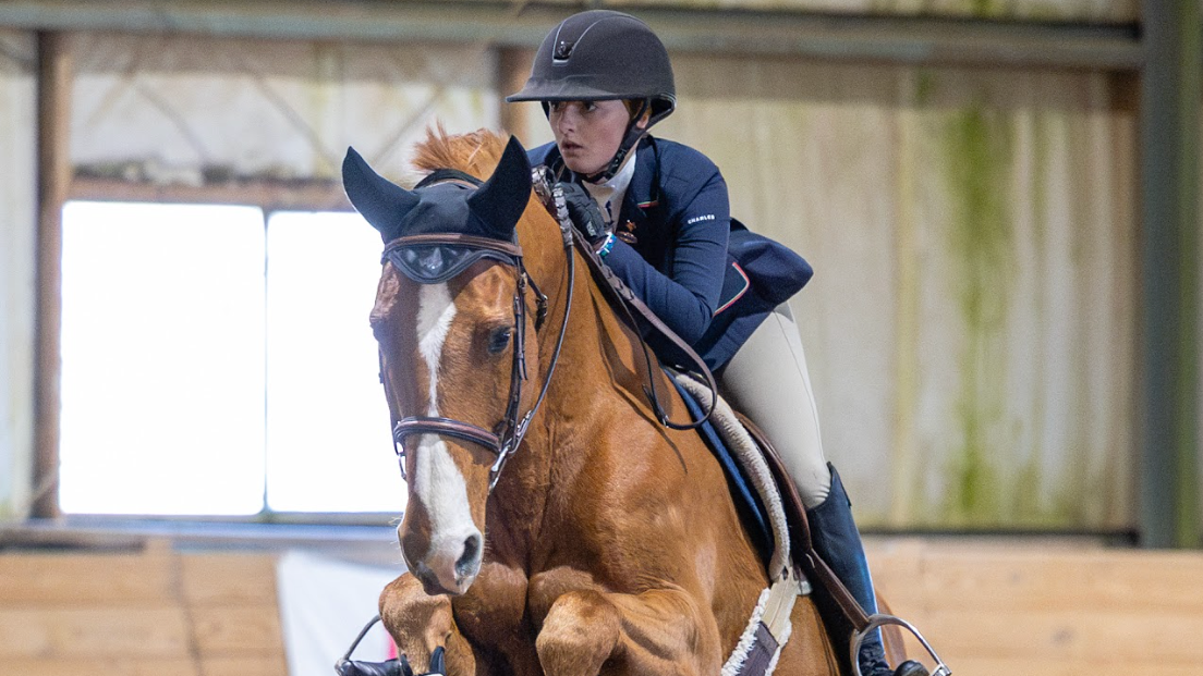 Naomi Dachis Action Shot 24-25