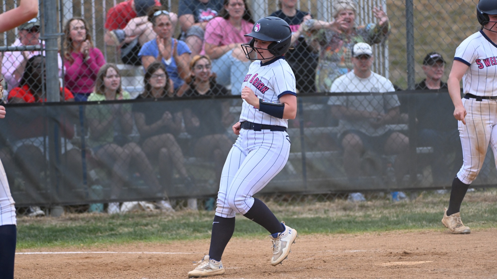 Emily Cottingham Action Shot 24-25