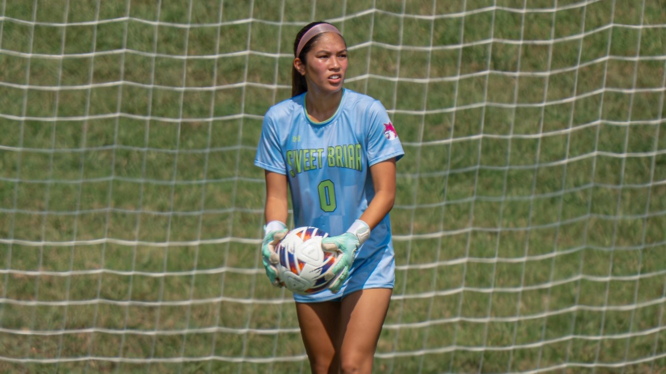 Arianna Nguyen Action Shot 2627