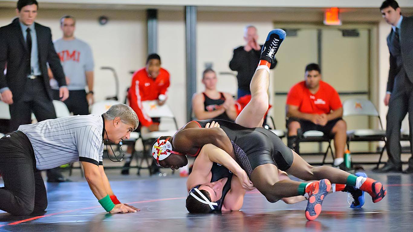 Wrestling Earns First Win at Cormack Hall Virginia Military Institute