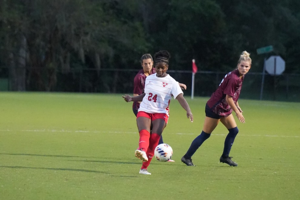 10.13 WSoc Preview