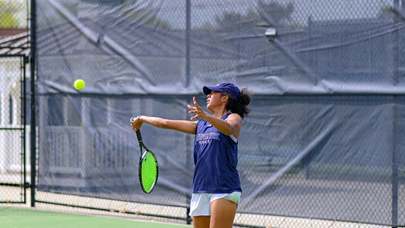 Mikisha forehand