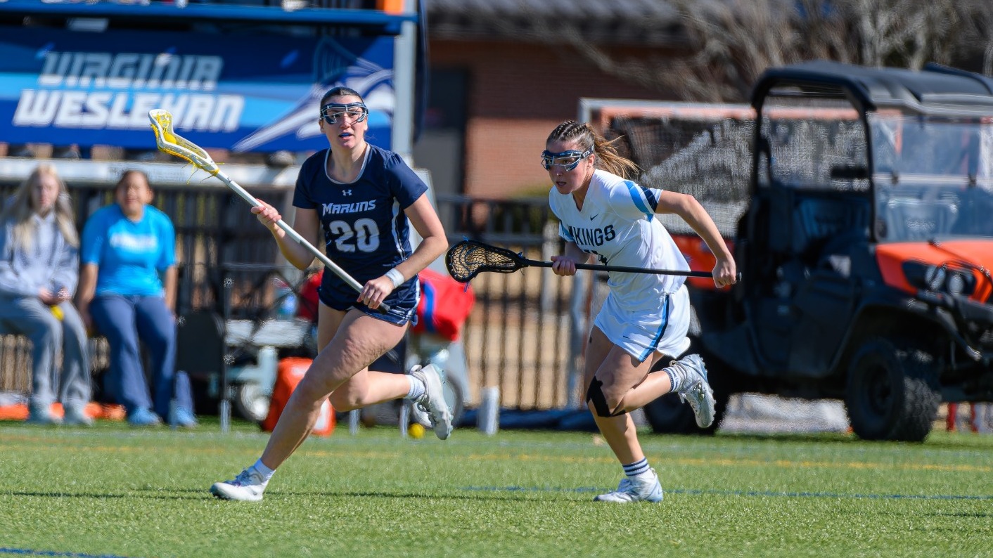 Duplechin Runs with ball