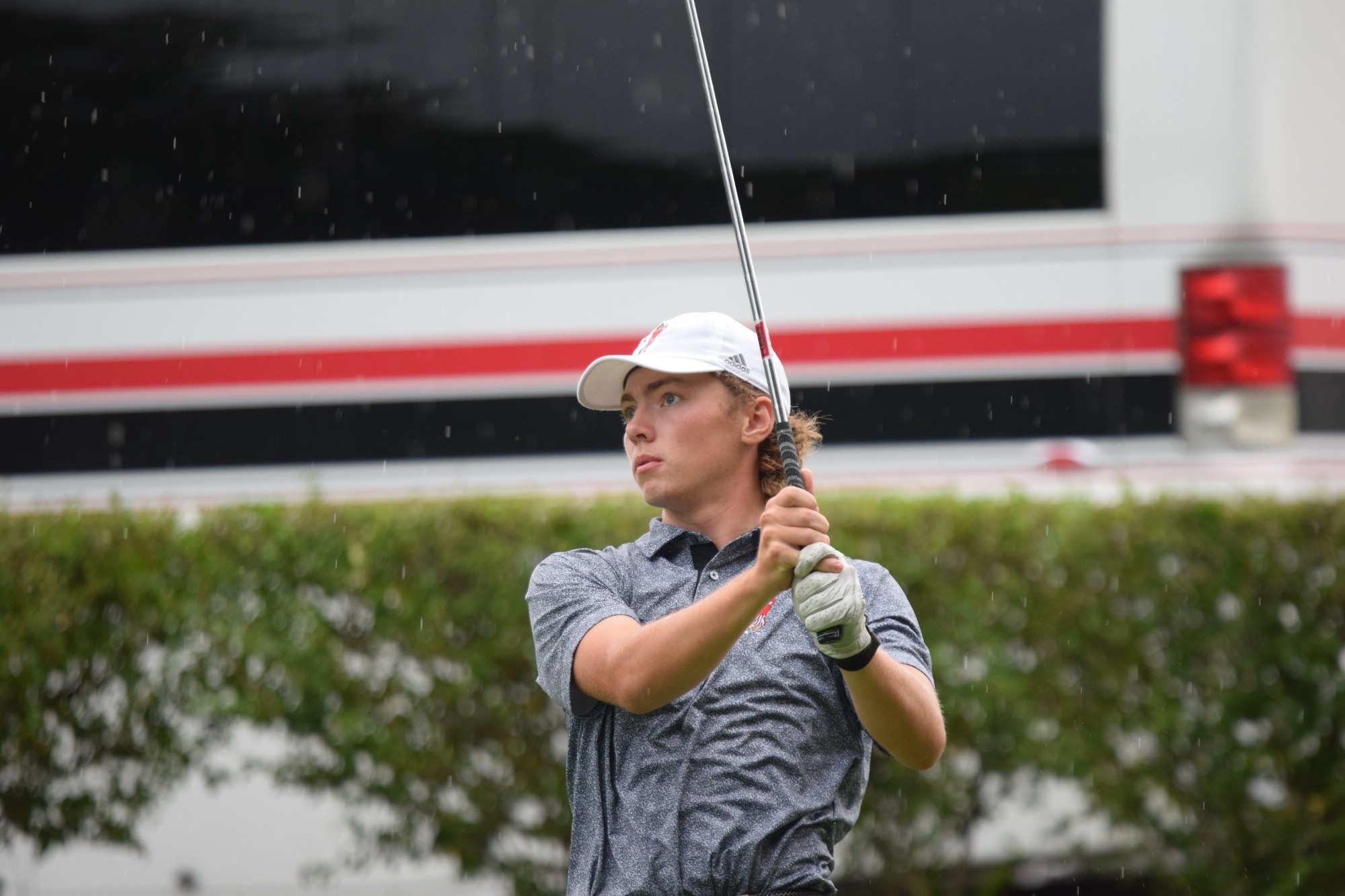 A Wabash golfer competes at the 2025 Donald Ross Invitational hosted by John Carroll University