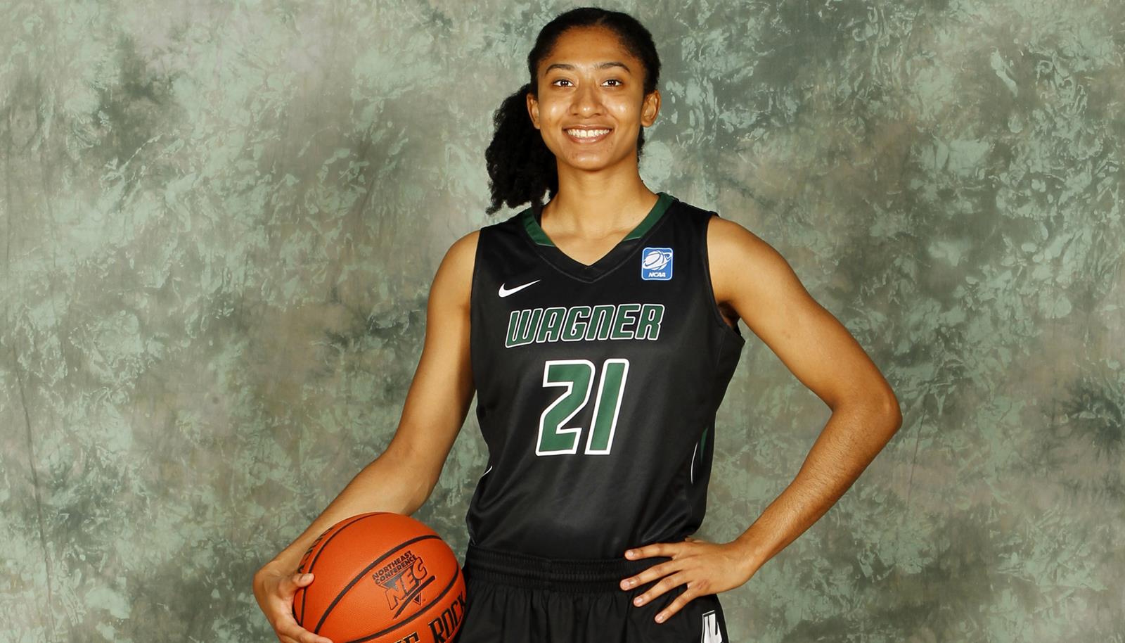 Janelle Mullen 201920 Women's Basketball Wagner College Athletics