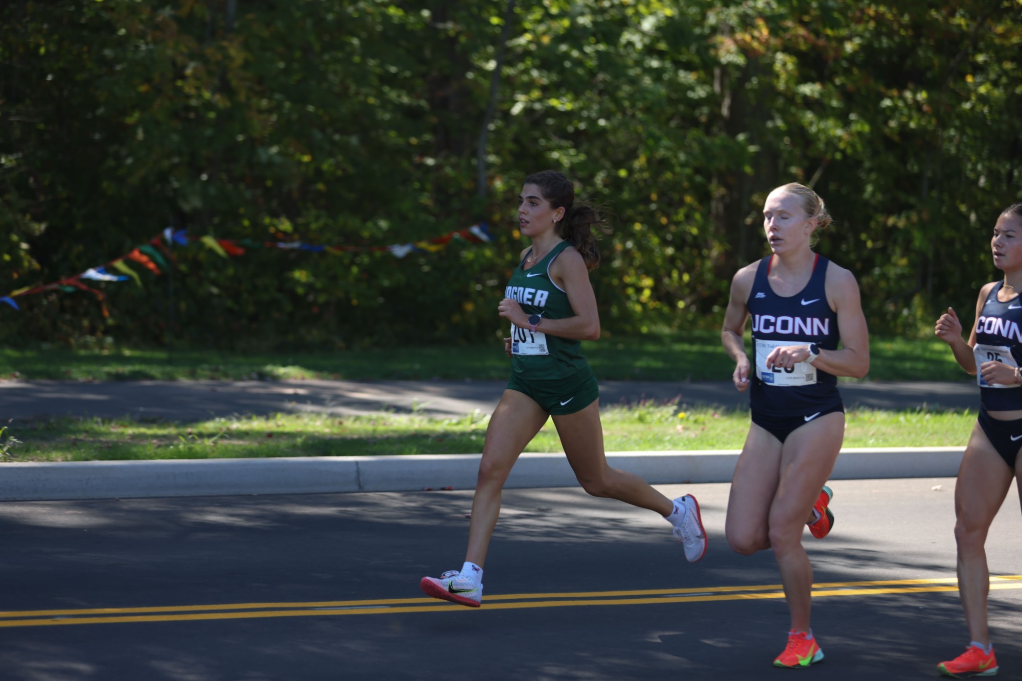 Rylee Ferretti running at the 2025 Ted Owen Invite