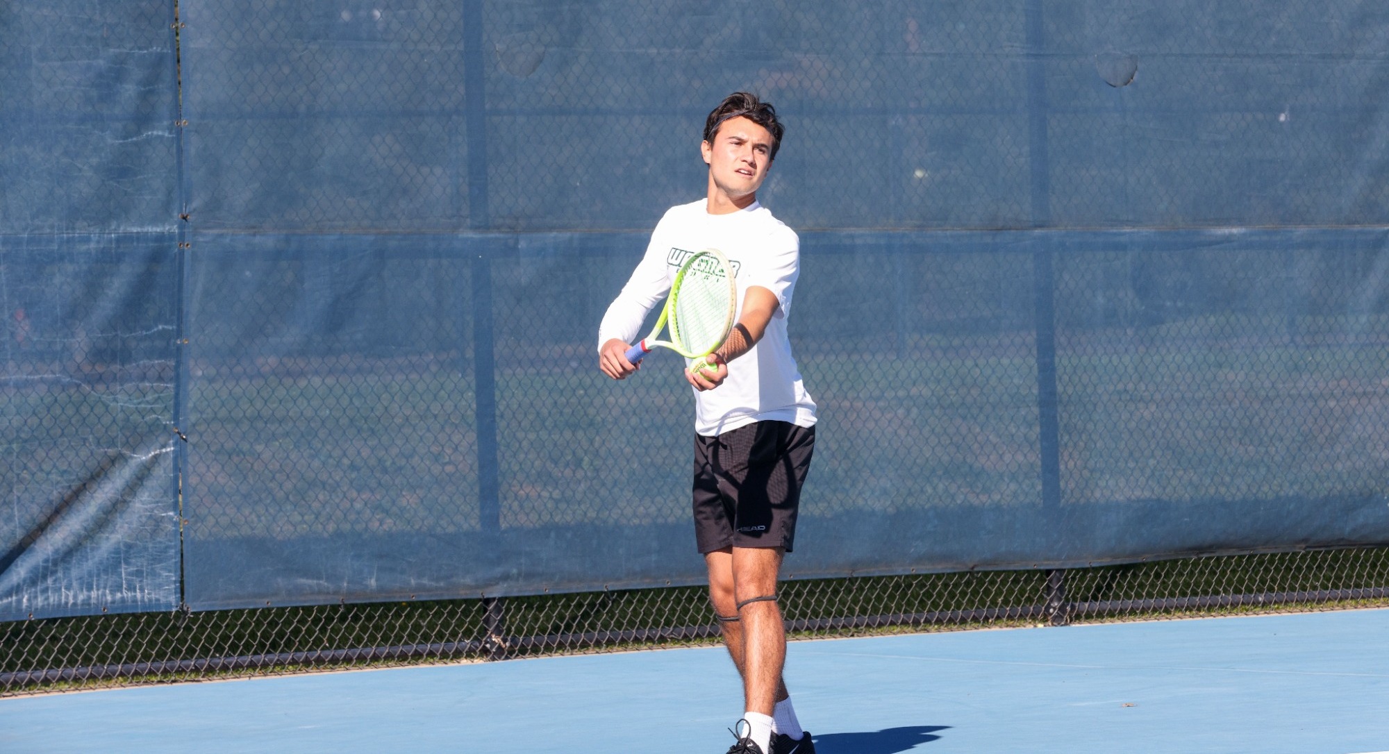 Lukas Escher ready to serve