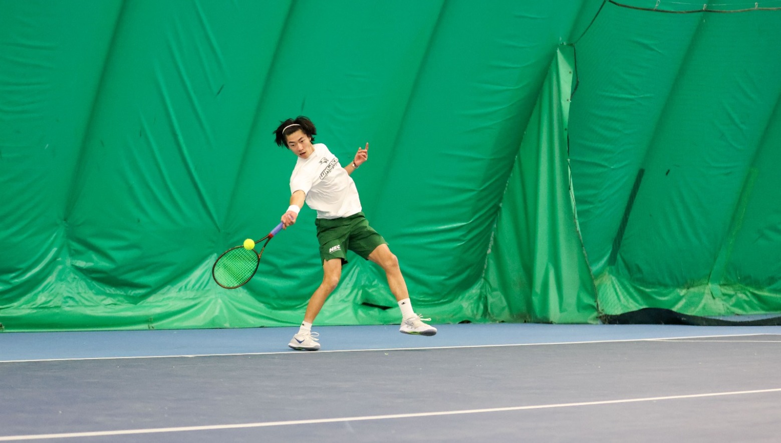 Joshua Zhao swinging at that ball