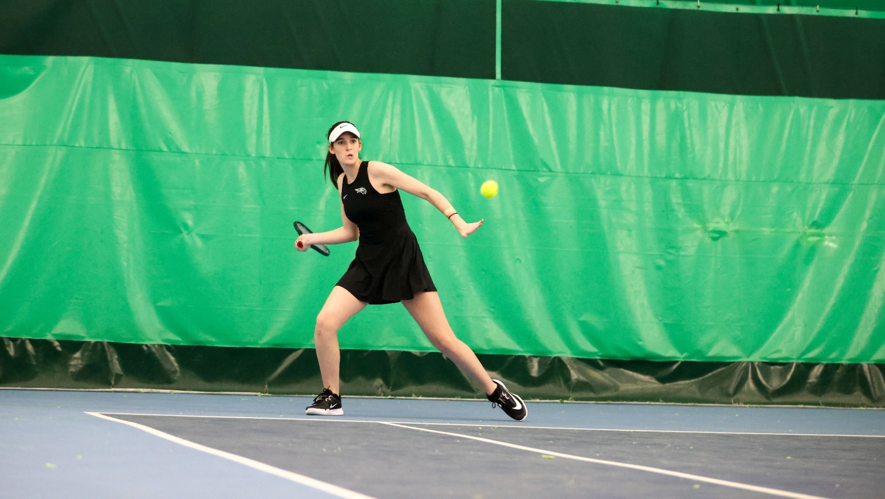 Claudia Lindsey winds up