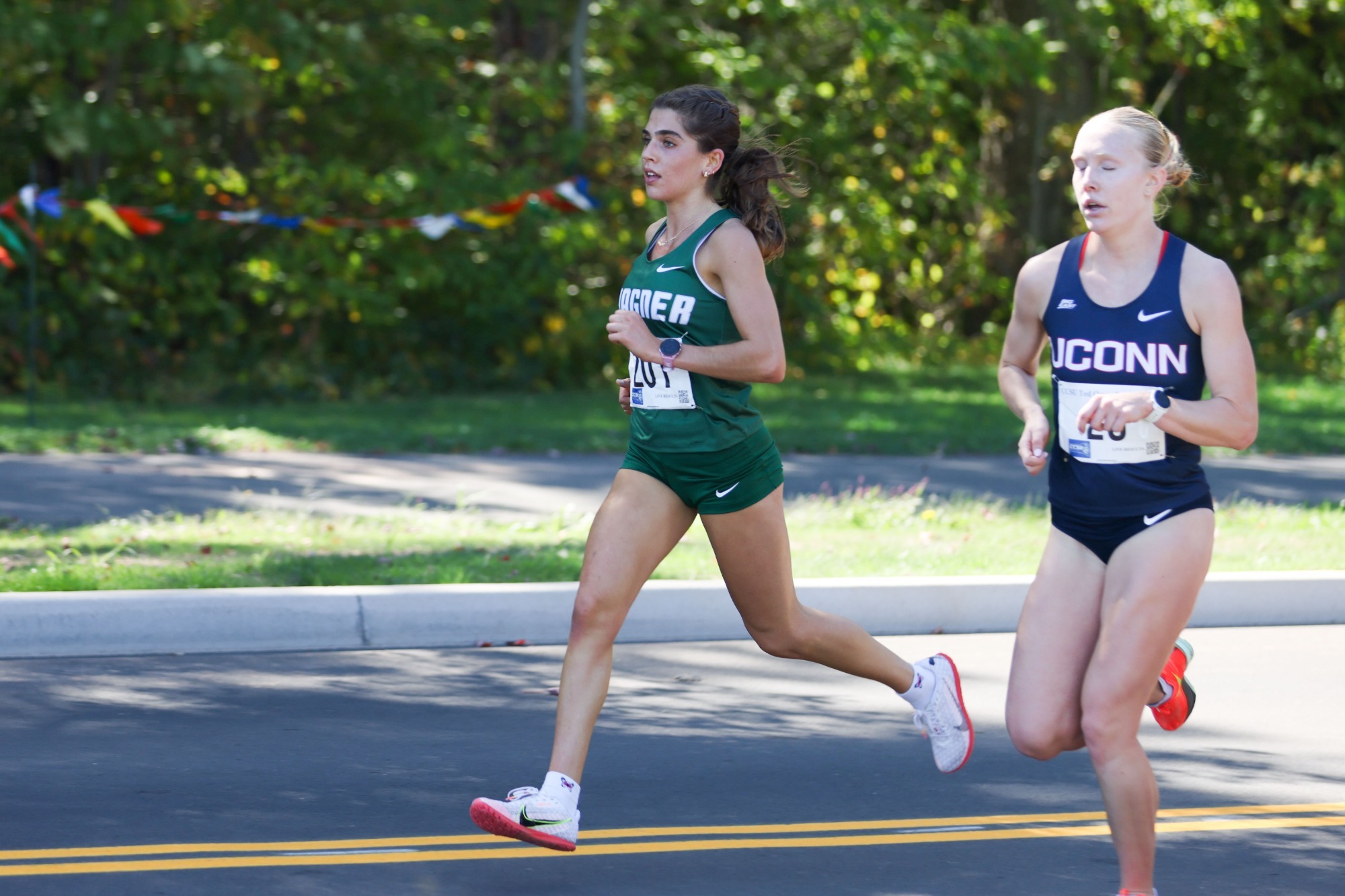 Rylee Ferretti running at the Ted Owen Invite