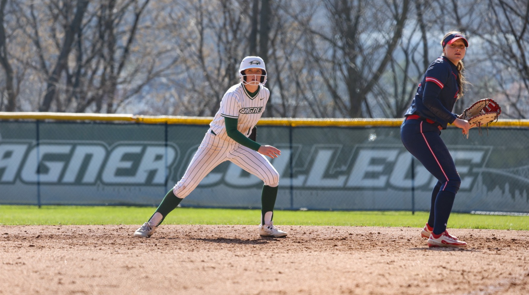 Emma Chambers taking a lead