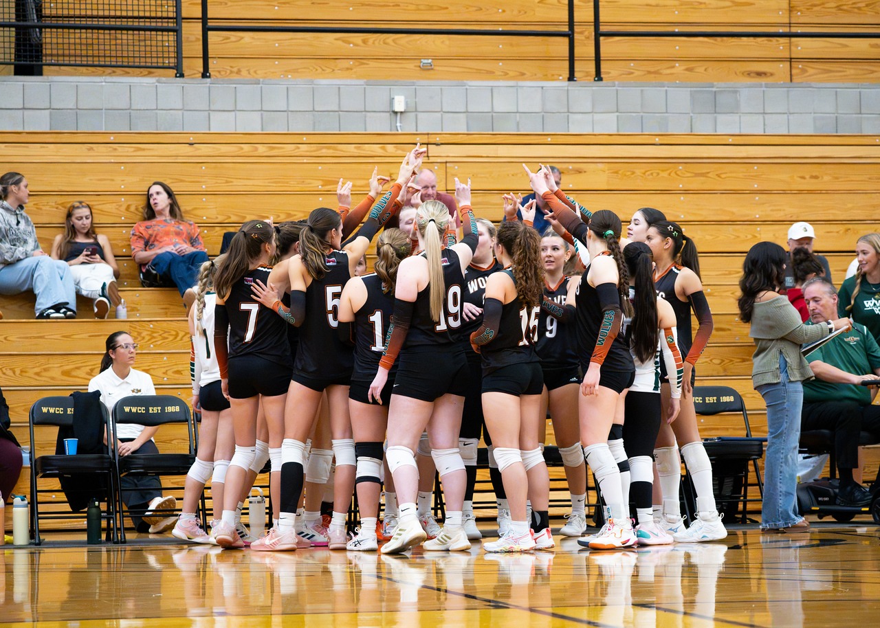 WVB Huddle 