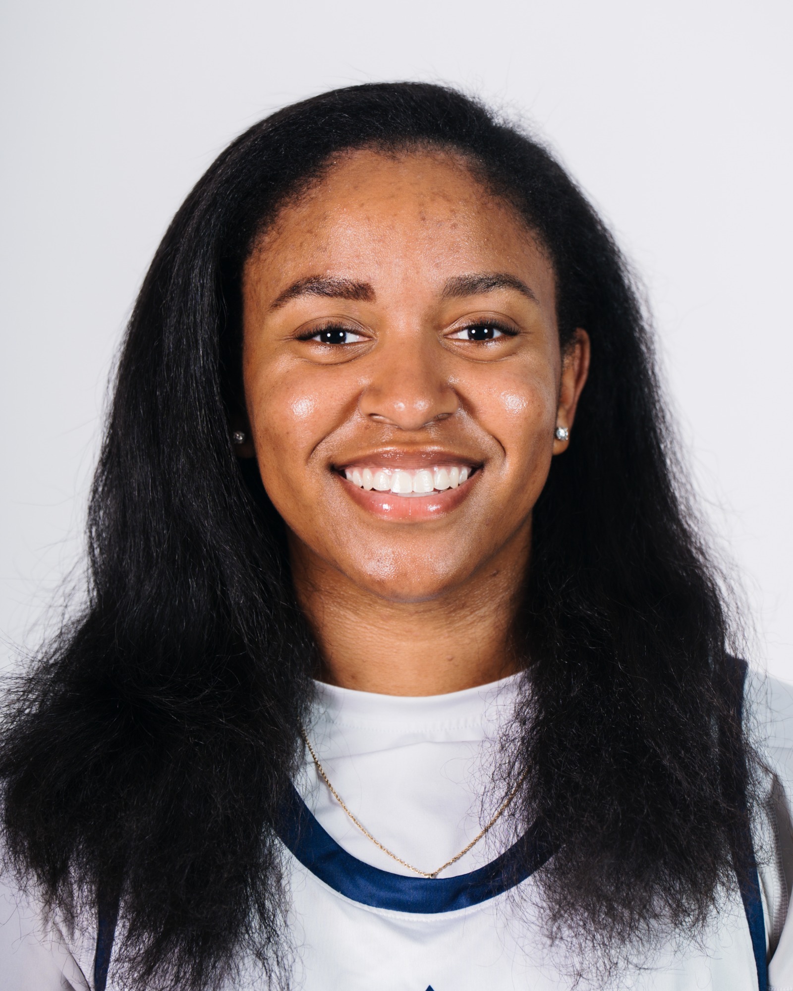 22 Tamara Bryant