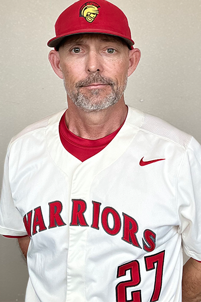 Coach Kenny Leonesio