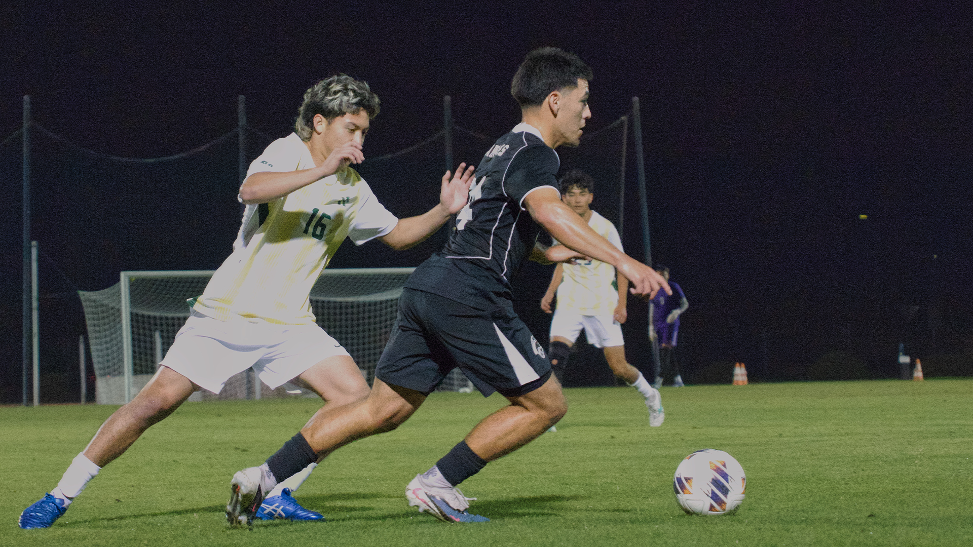 action shot of Emmanuel Duran