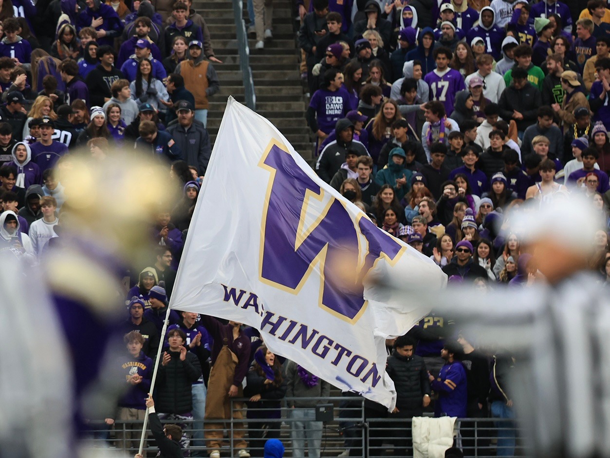 Husky fans