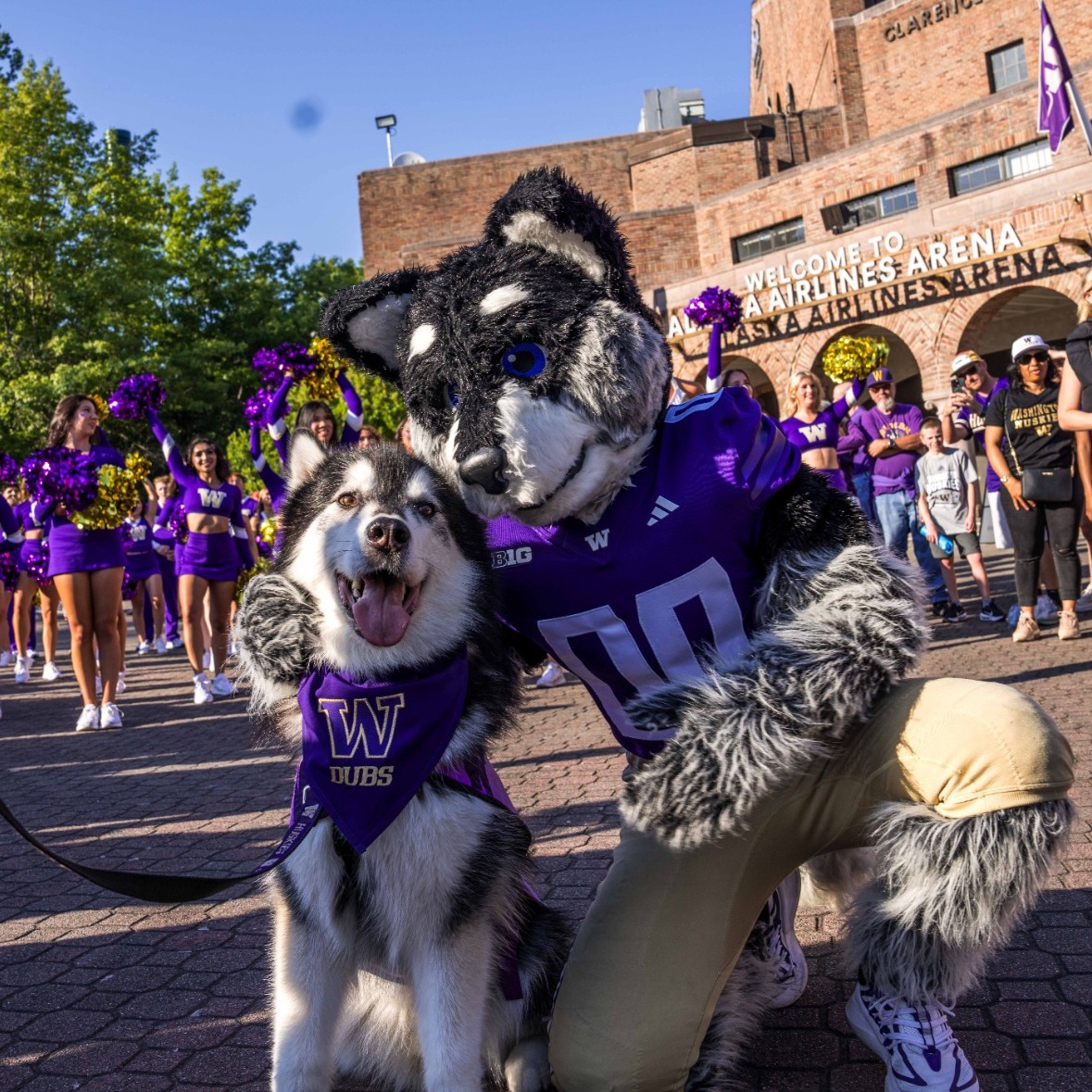 Husky Stadium crowd