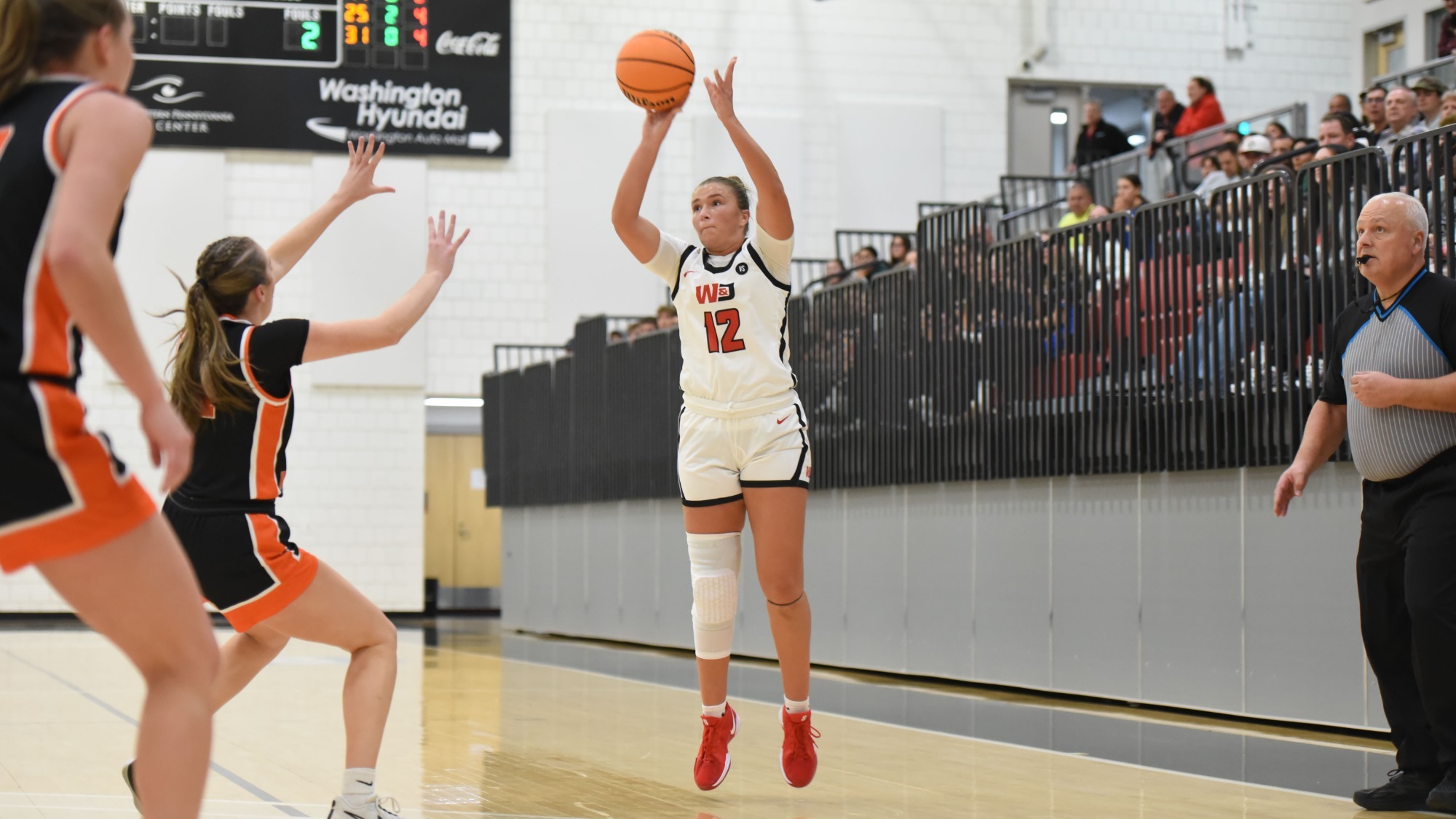 Raegan Kadlecik shooting versus Ohio Northern in 2025