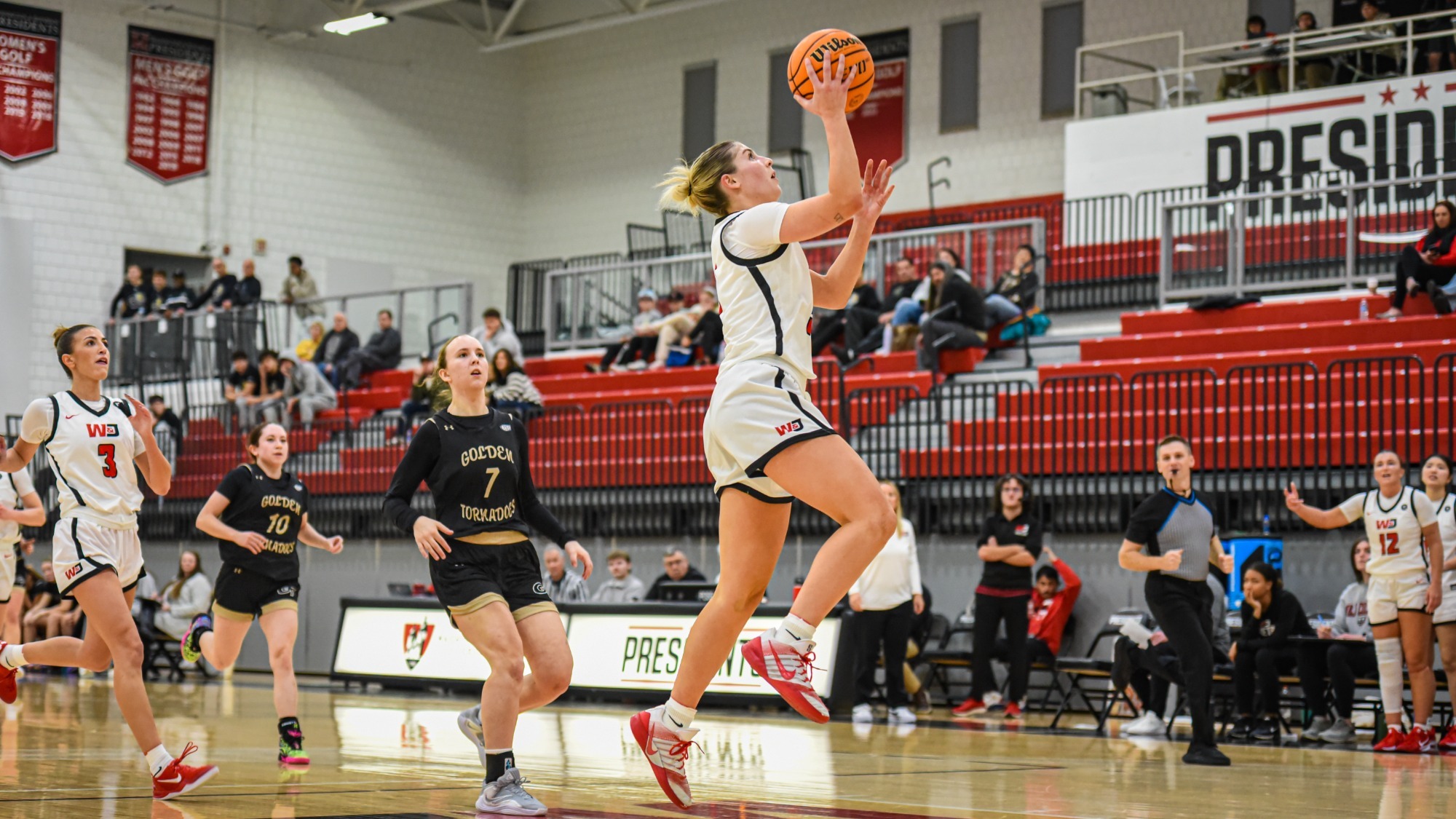 Riley DeRubbo vs Geneva 2025-26