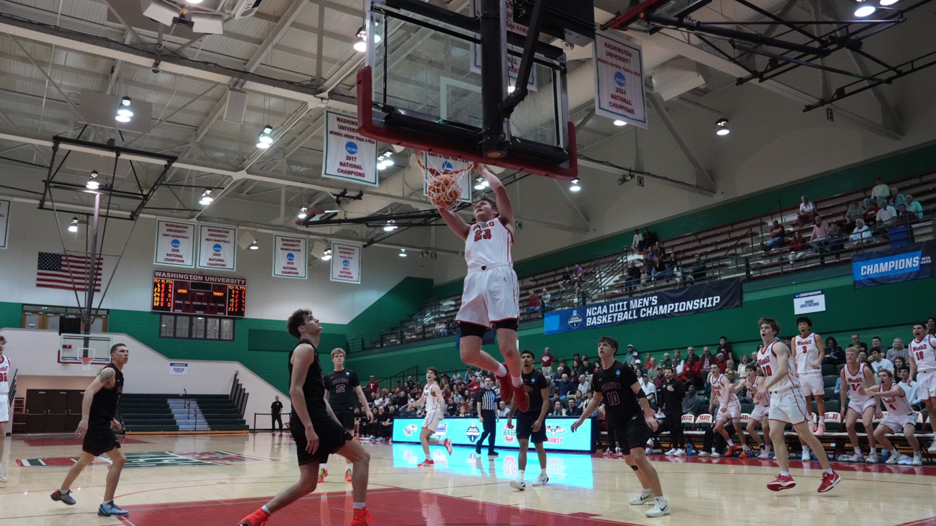 Anthony Przybilla dunk vs. Transy 2026