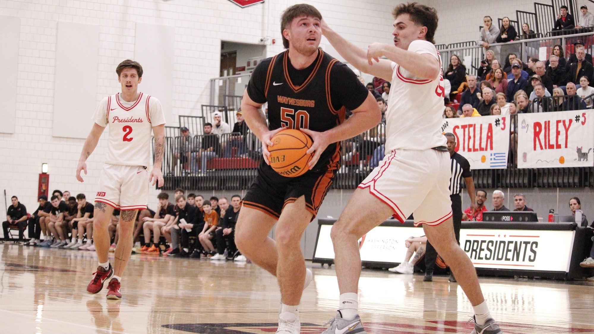 Brady Anderson with the ball