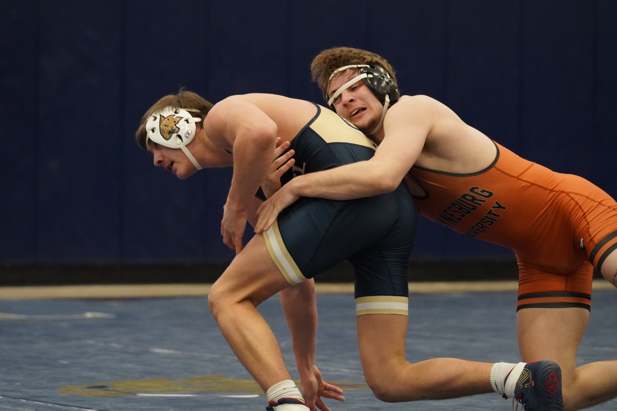 AJ Tomaino wrestles against Thiel