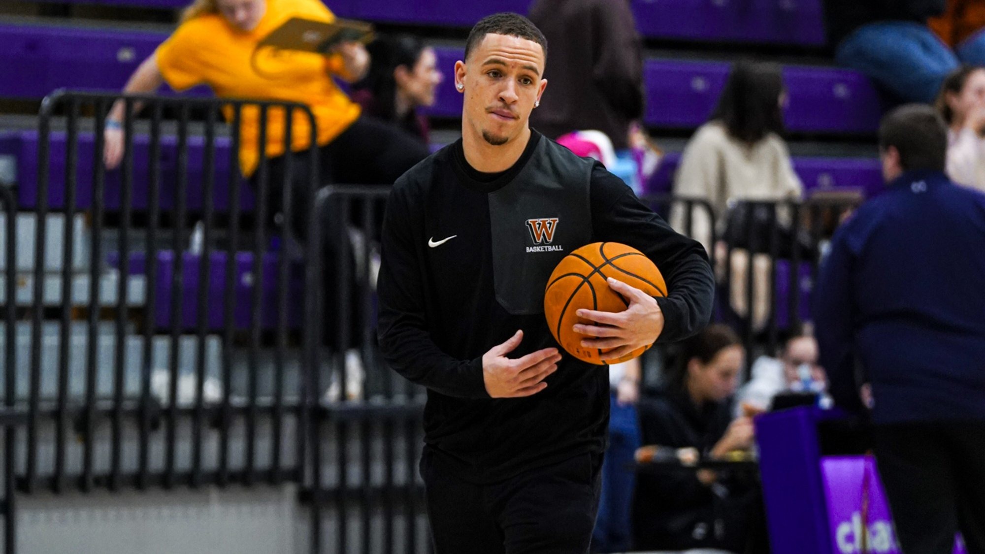 Korey Mitchum preparing for a game