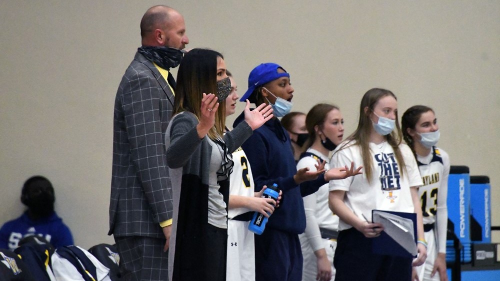 Flying Queens roll to 10639 win in Kansas Wayland Baptist University