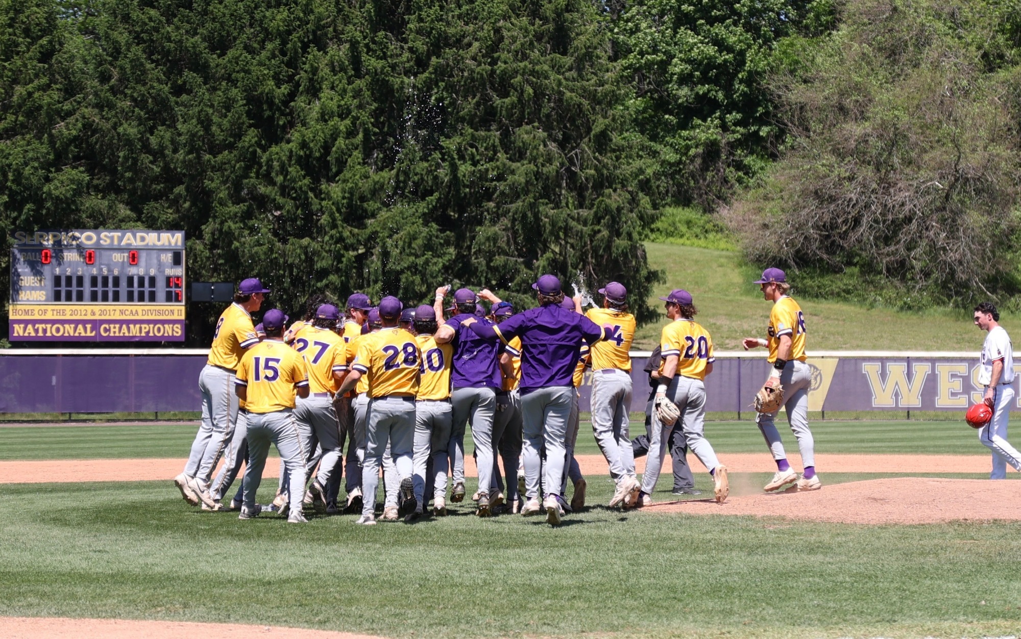 BASEBALL TEAM CELEBRATES FINAL OUT OF ATLANTIC REGION POD CLINCHING VICTORY OVER ESU