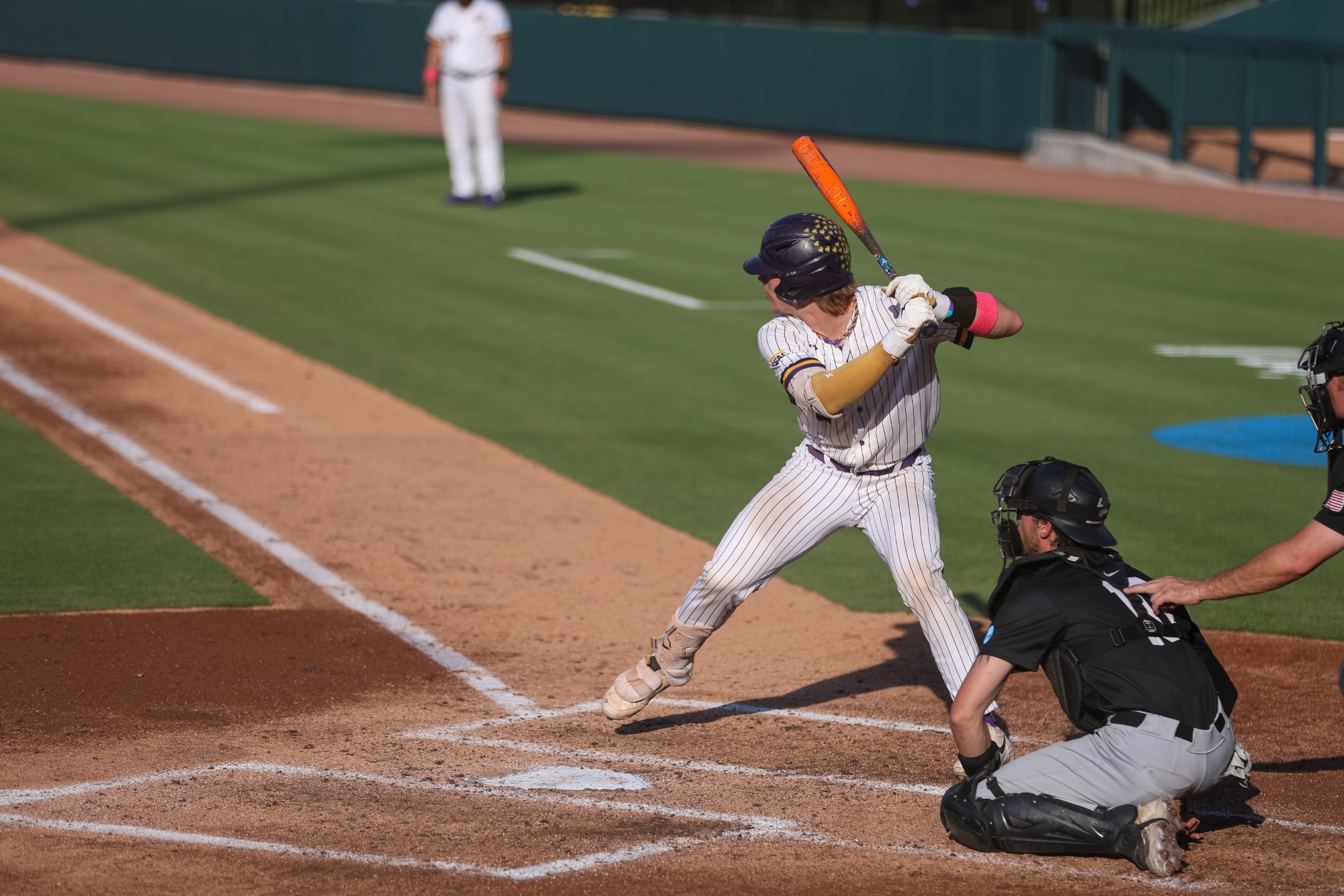 CALEB STRAWHECKER BATTING VS UINDY IN NATIONAL FINALS IN CARY