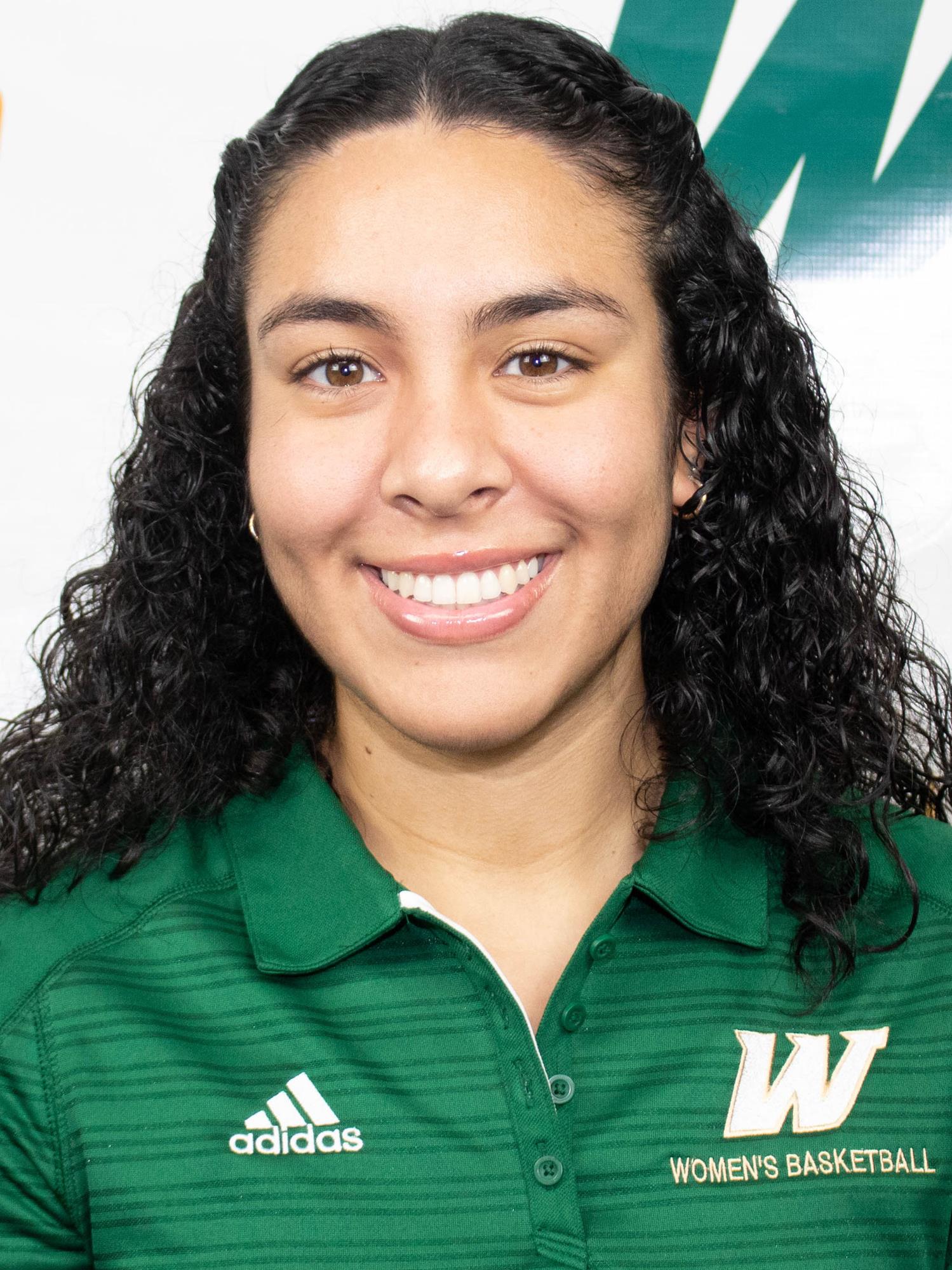 nicole-hernandez-cropped