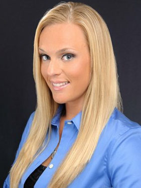 gretchen-hand-cropped-2