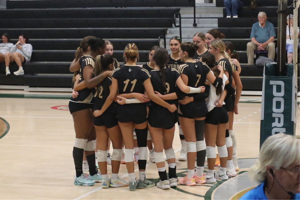 Volleyball Tri-Match Huddle vs FNU and Andrew College