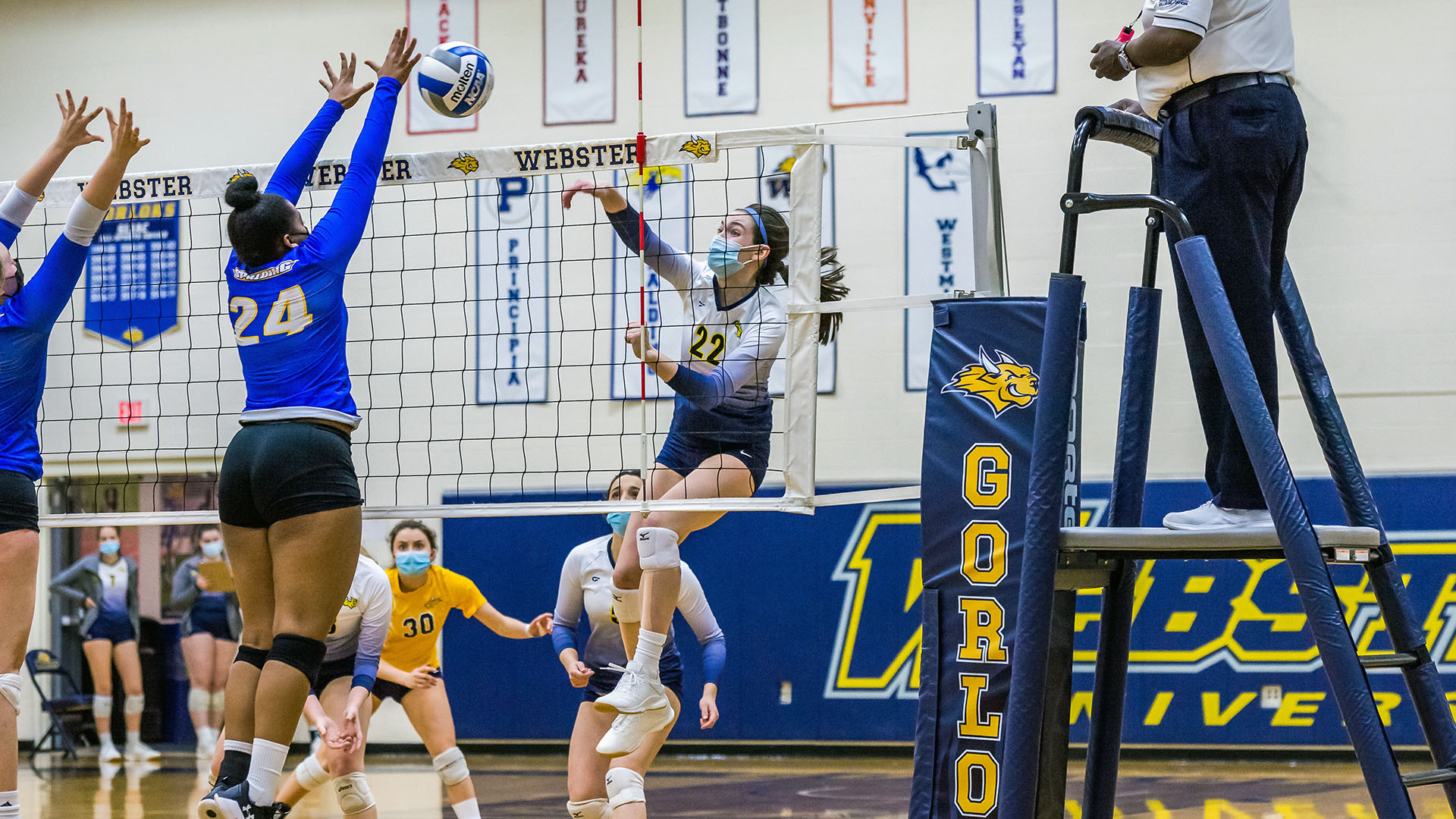 Volleyball Wins Sixth Straight Posts Four Set Victory at Iowa Wesleyan
